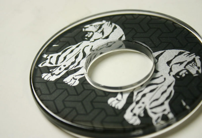 剣道 竹刀用・鍔(ツバ) 化粧つば○虎(トラ)